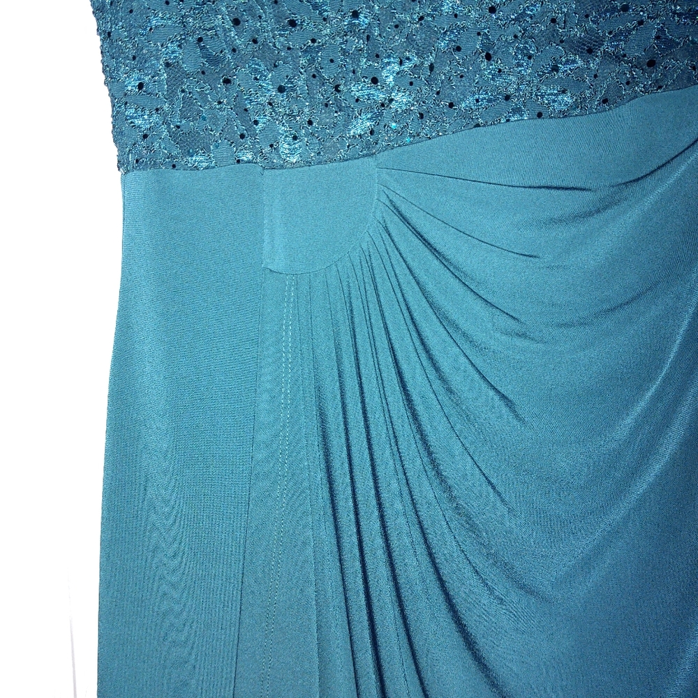 Cocktail Dress - Picture 3 of 5